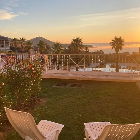Ground Floor With Sea View And Pools In Cap Esterel Apartament Saint-Raphaël